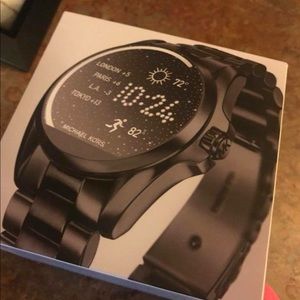 Michael Kors Access watch